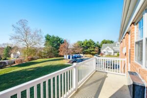 360 #6 manor 2 bed up