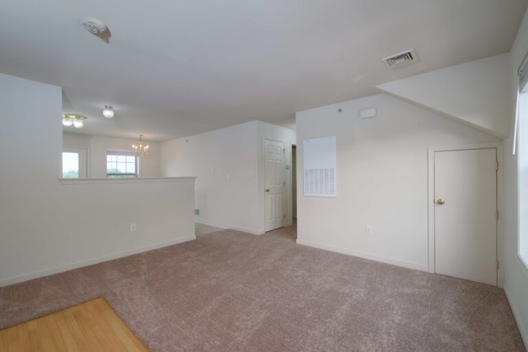 1 bed 3rd fl 443 talon -3