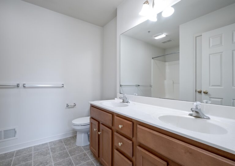 6 master bath sm